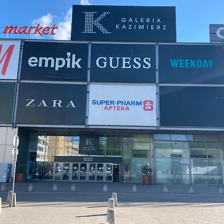 Center - Chill Spot By The River Krakau