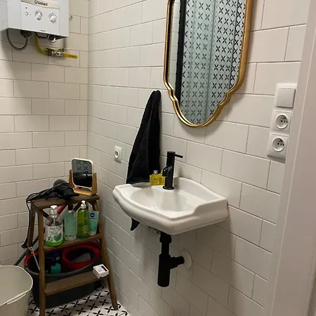 Center - Chill Spot By The River Cracovia