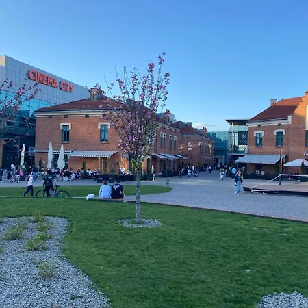 Center - Chill Spot By The River